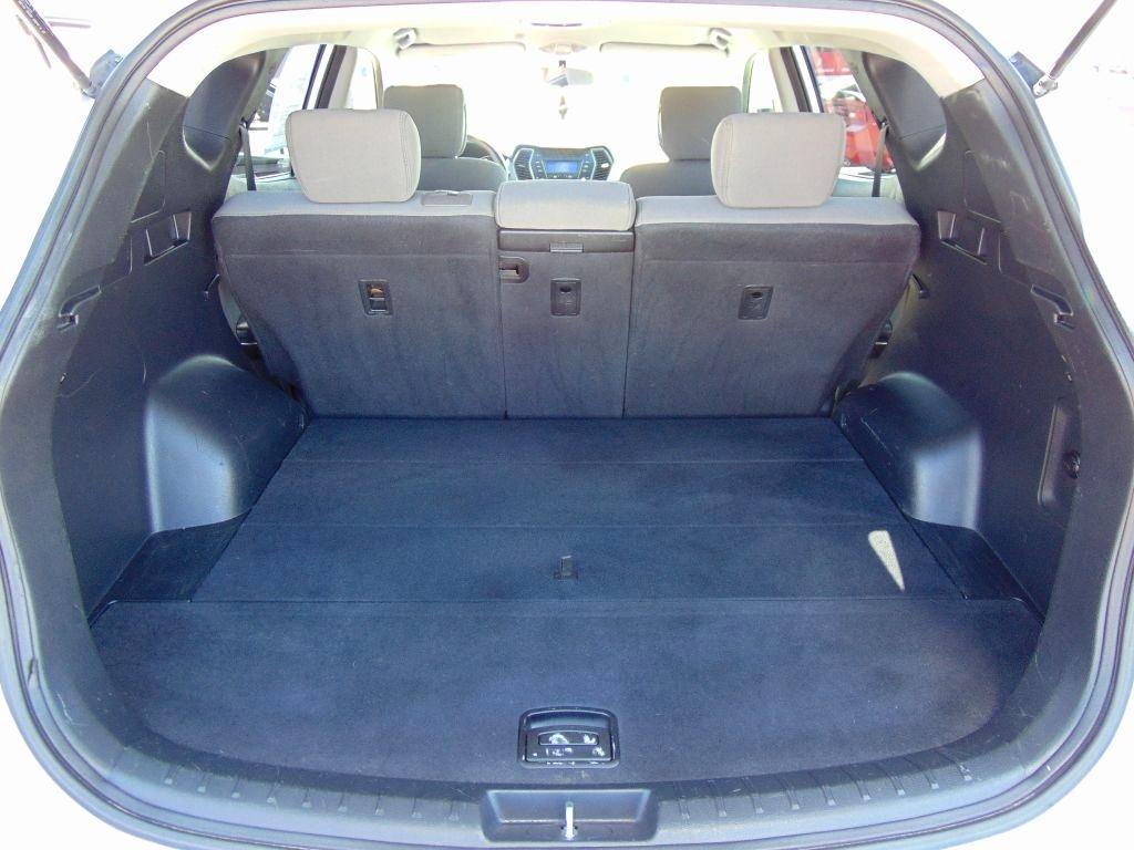 Hyundai Santa Fe Sport 4D SUV FWD 2.4L 2015