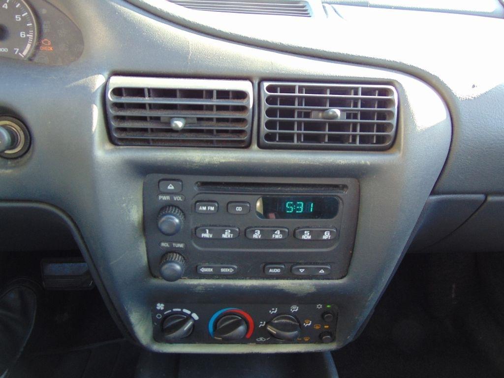 Chevrolet Cavalier 4dr Sdn 2004