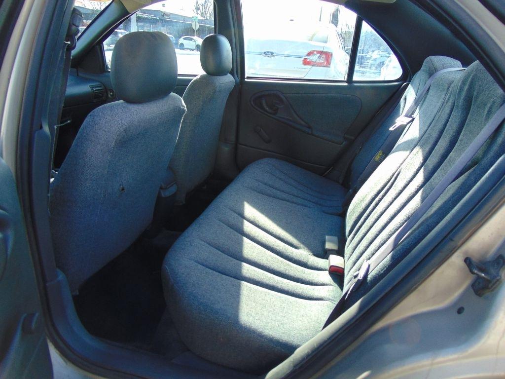 Chevrolet Cavalier 4dr Sdn 2004