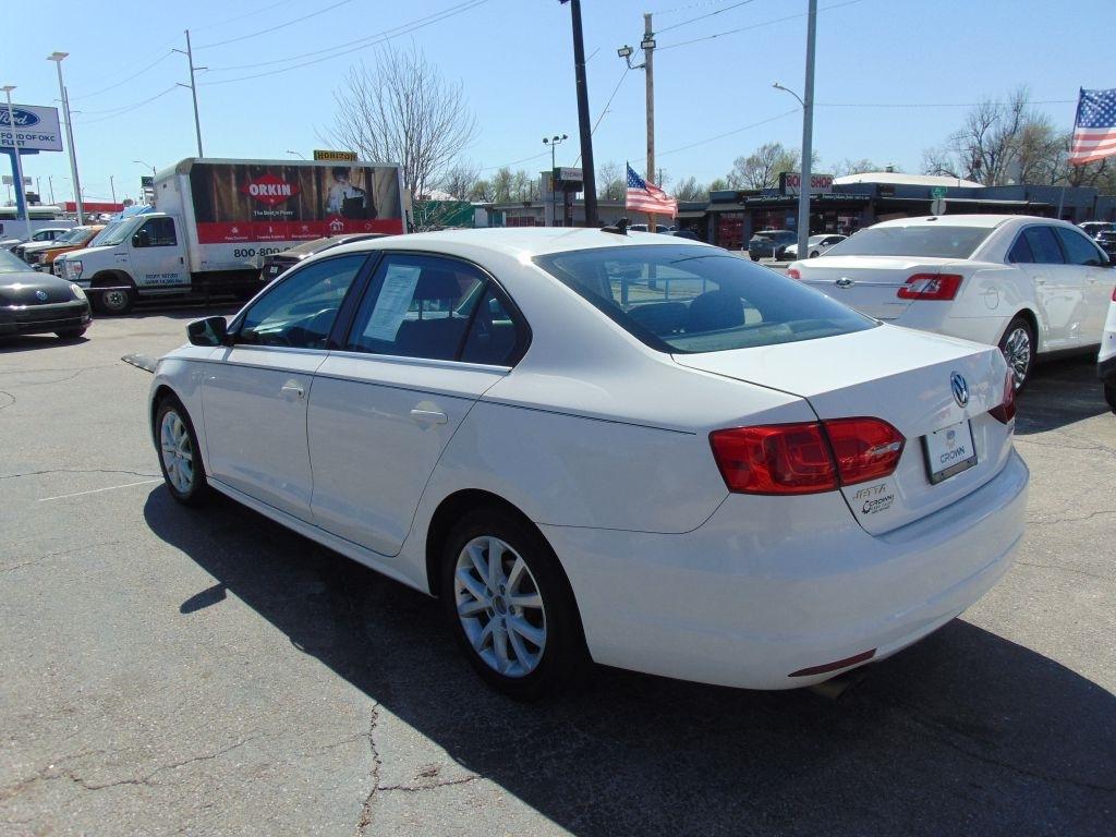 Volkswagen Jetta Sedan  2013