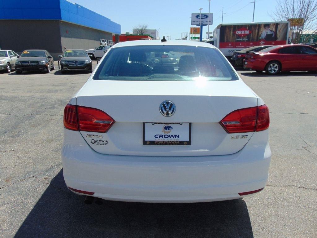 Volkswagen Jetta Sedan  2013