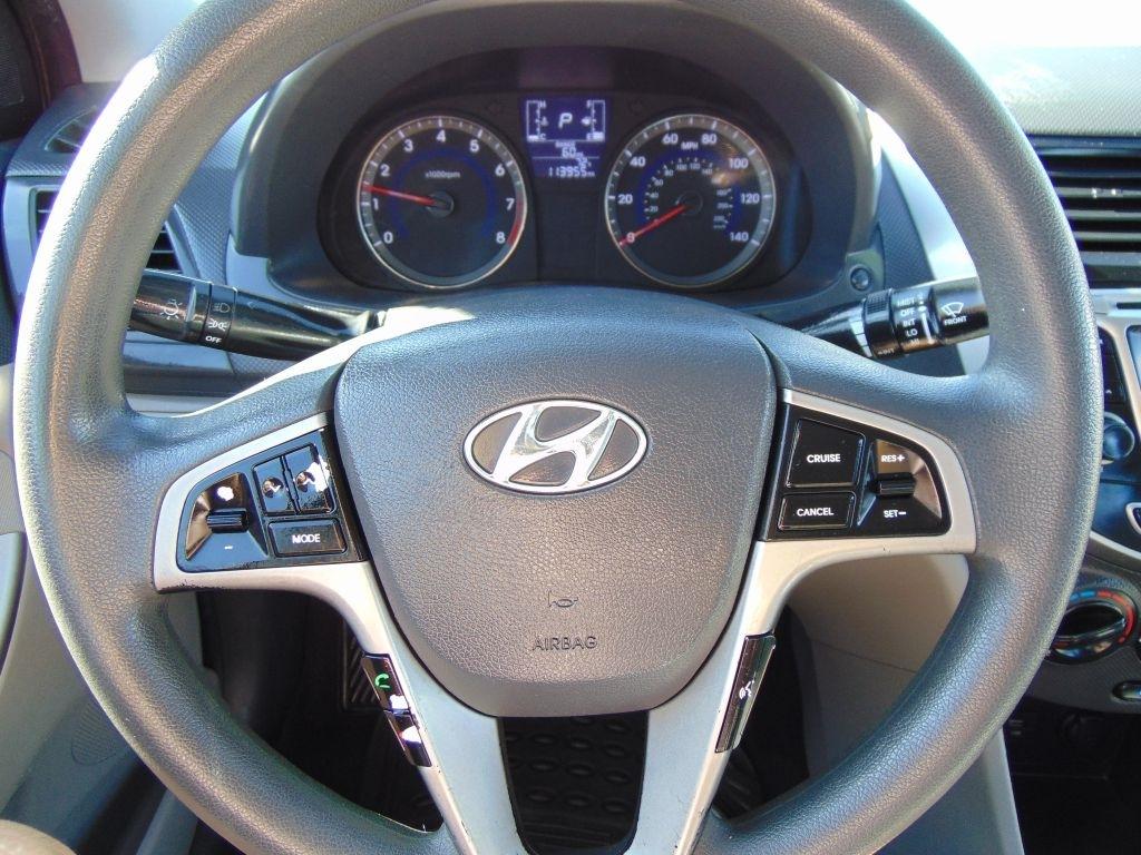 Hyundai Accent  2016