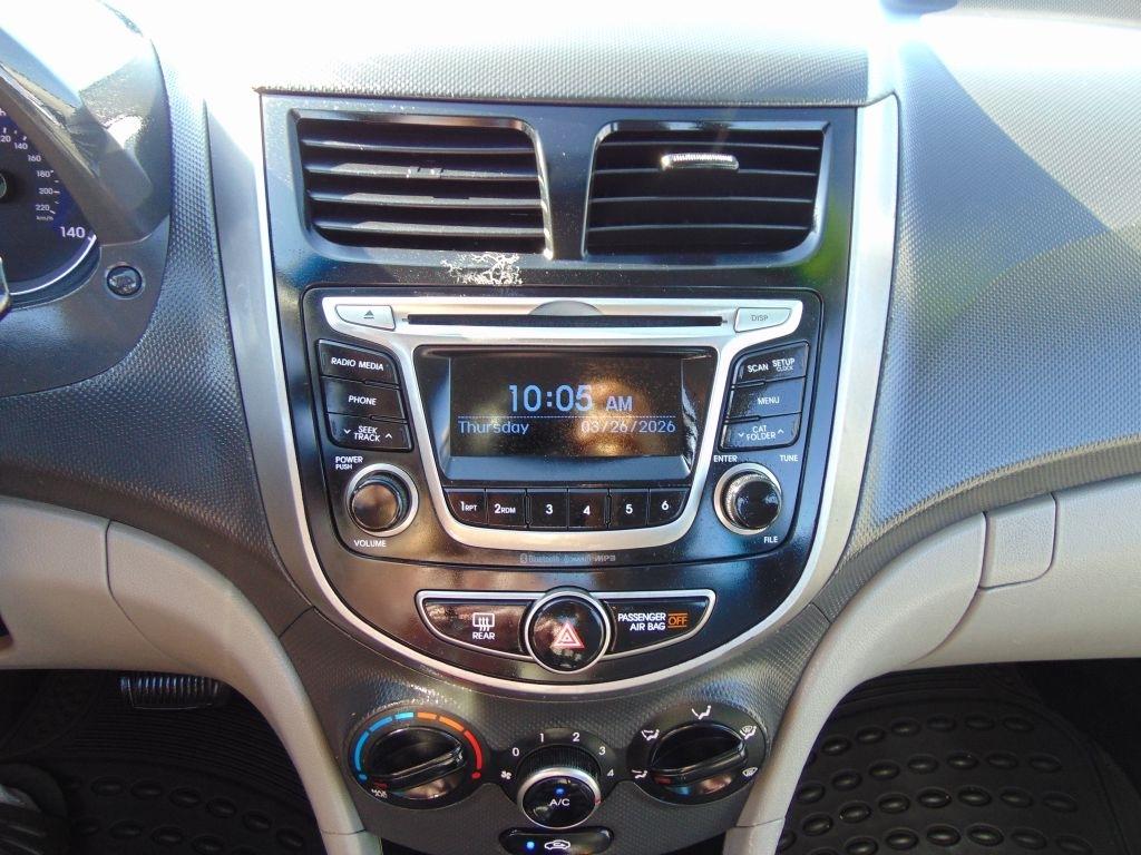 Hyundai Accent  2016