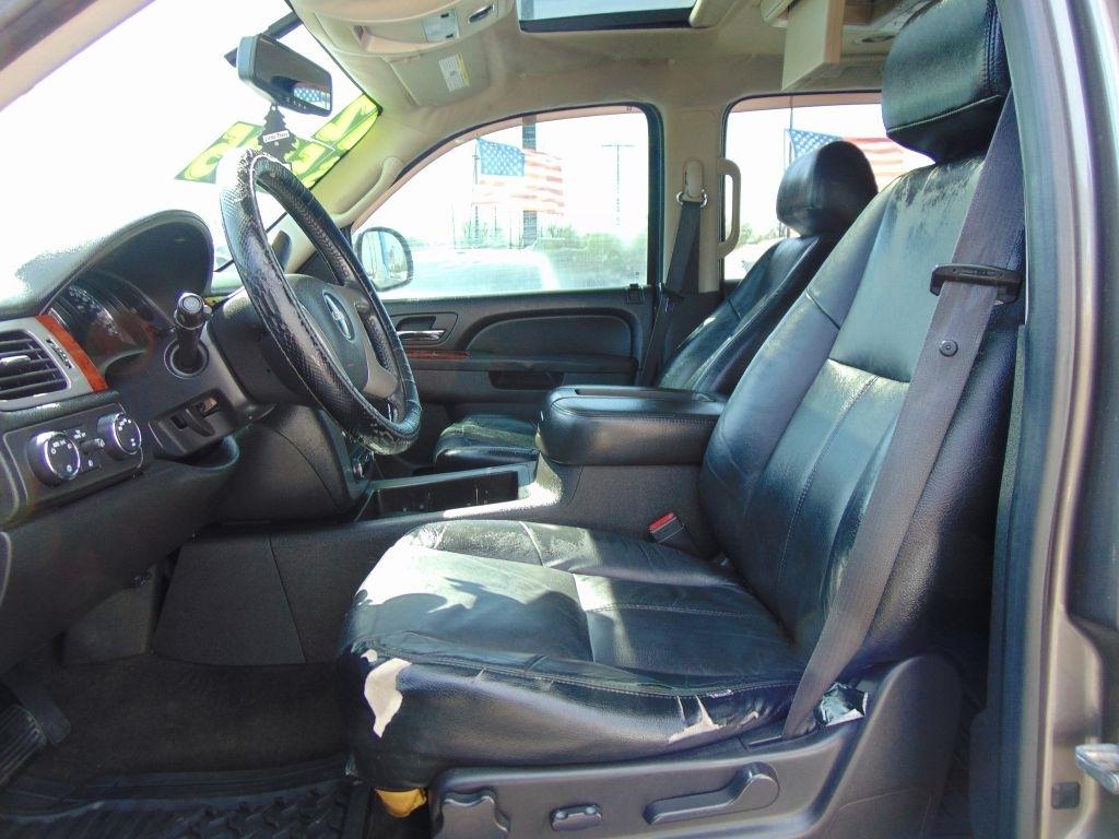 GMC Yukon SLE 2012