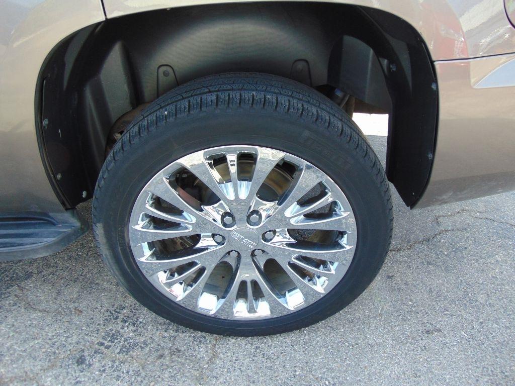 GMC Yukon  2012