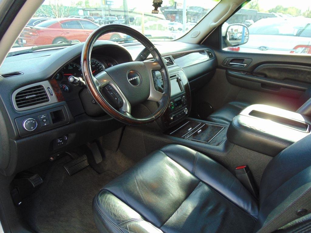 GMC Yukon Denali Denali 2009