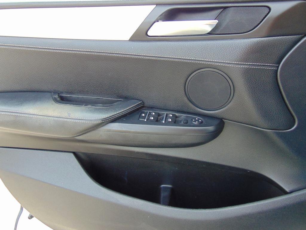 BMW X3  2011