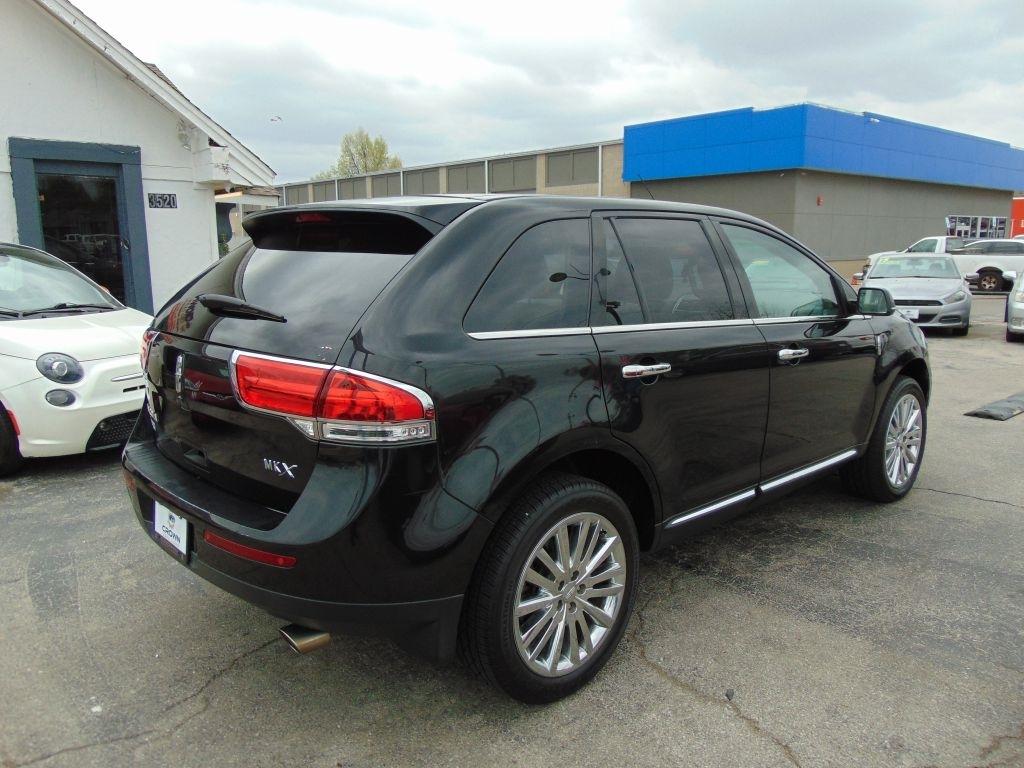 Lincoln MKX 4D SUV FWD 2015