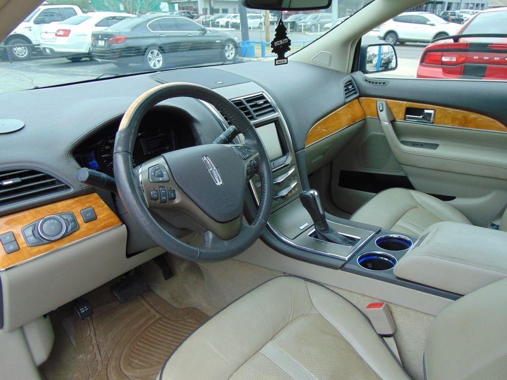 Lincoln MKX 4D SUV FWD 2015