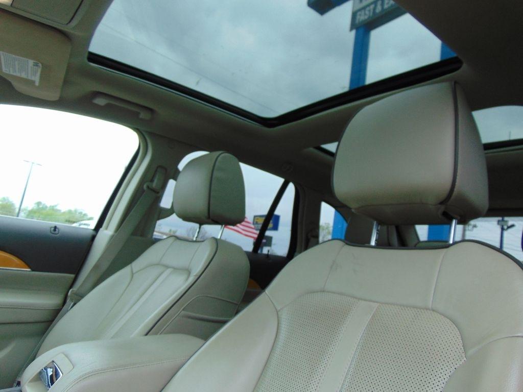 Lincoln MKX 4D SUV FWD 2015