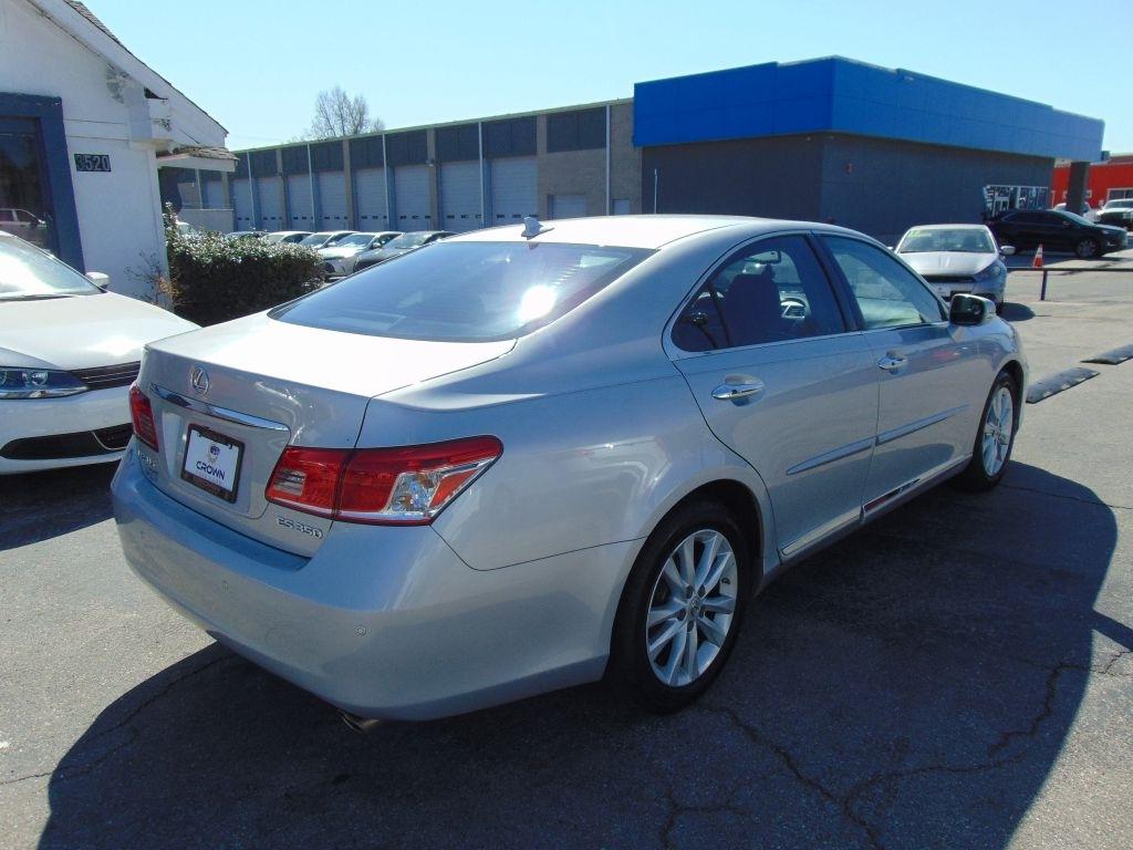 Lexus ES 350  2010