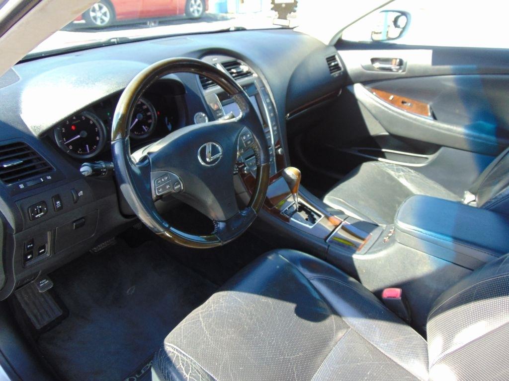 Lexus ES 350  2010