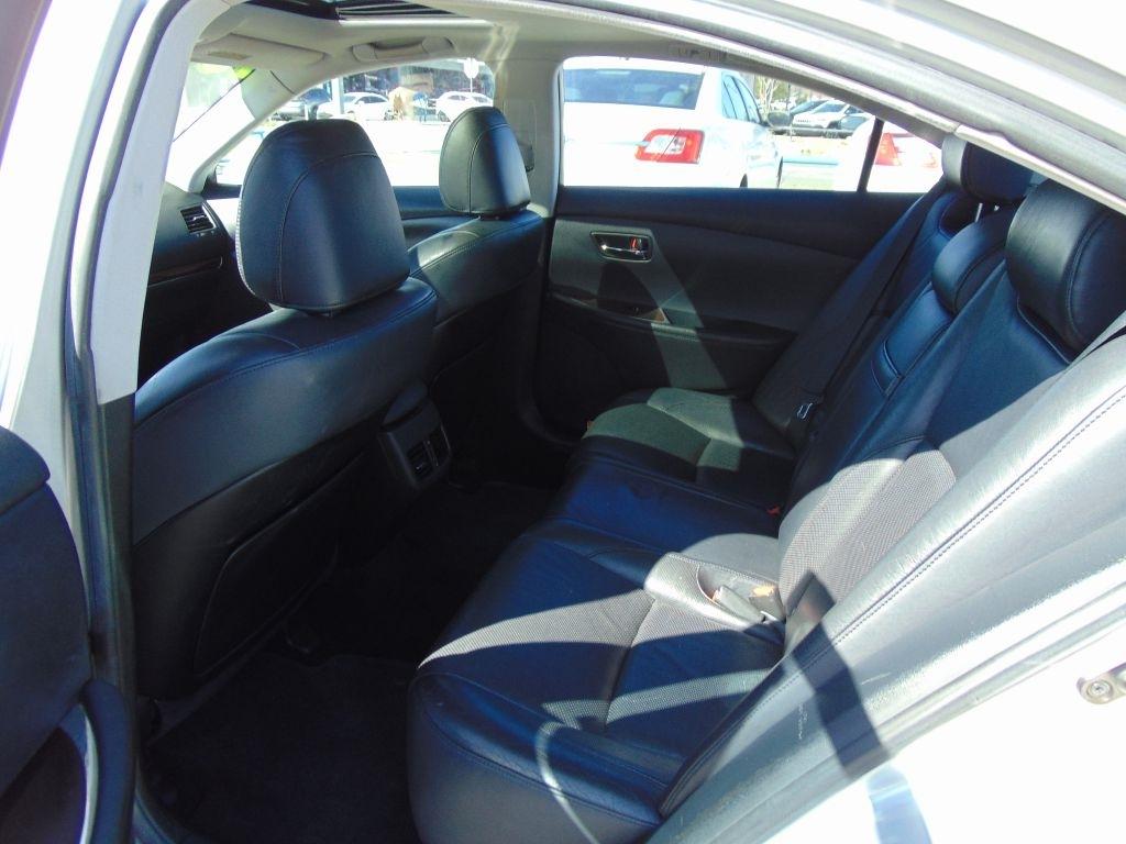 Lexus ES 350  2010