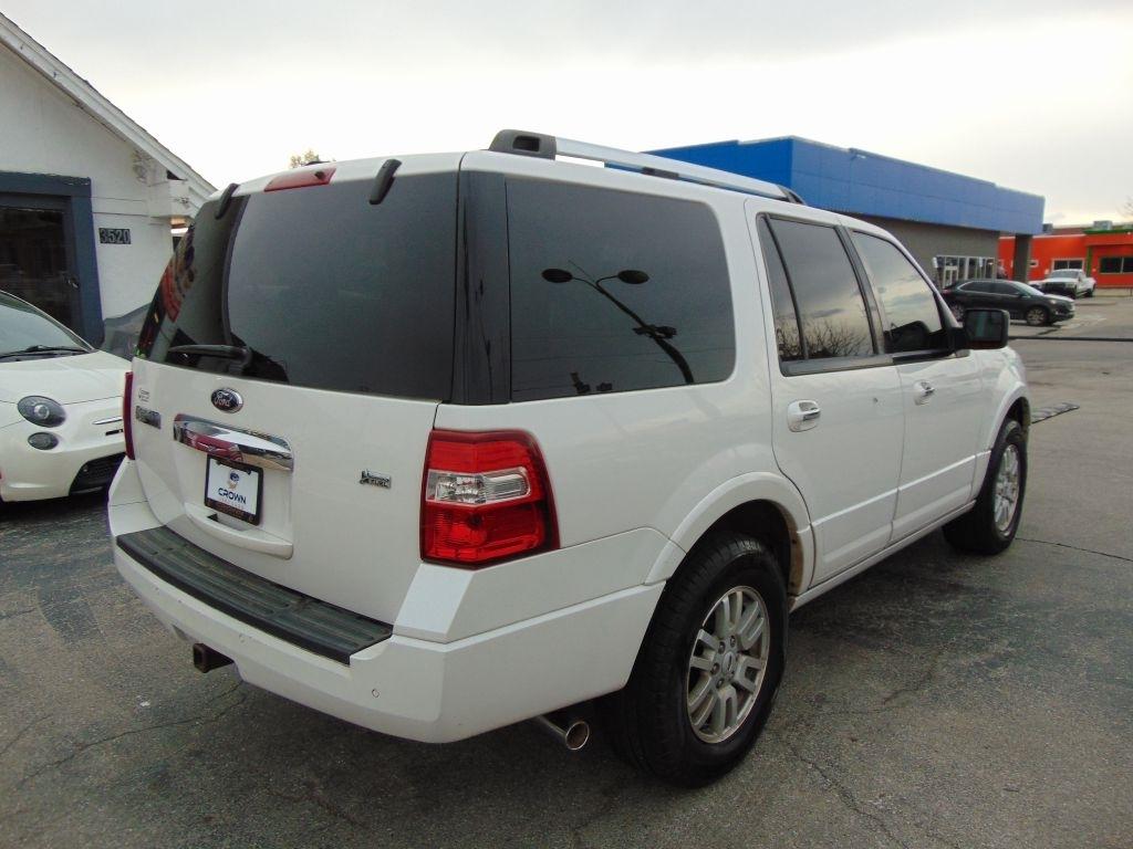 Ford Expedition  2013