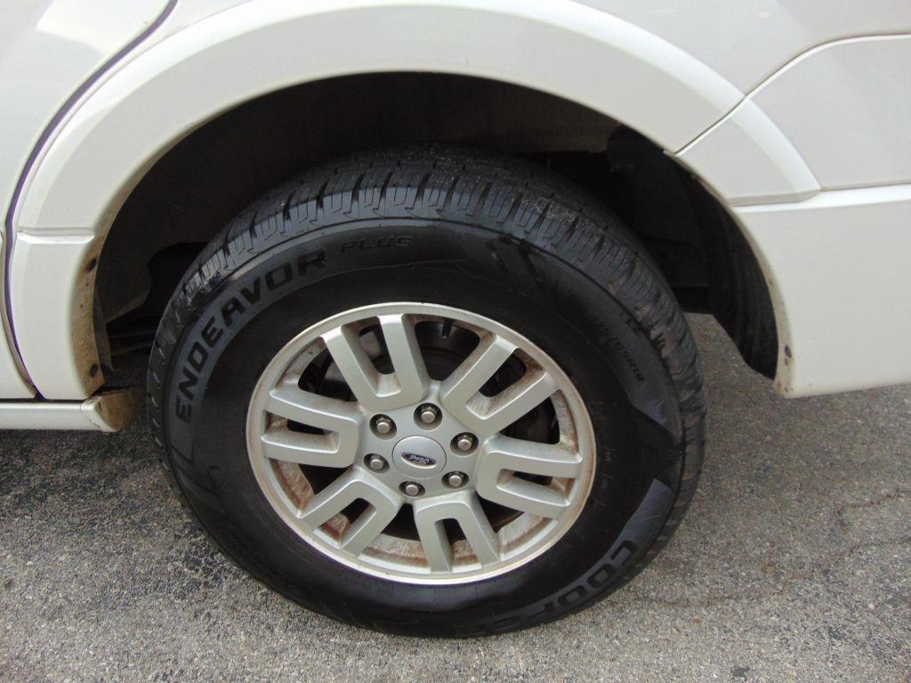 Ford Expedition  2013