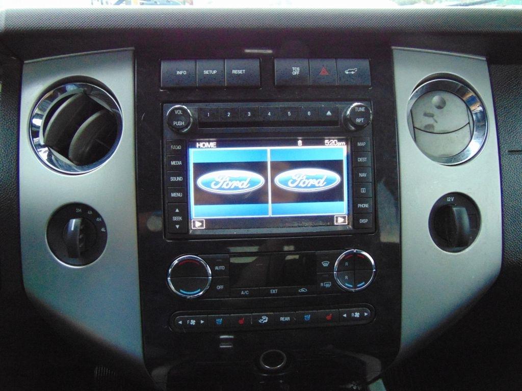 Ford Expedition  2013