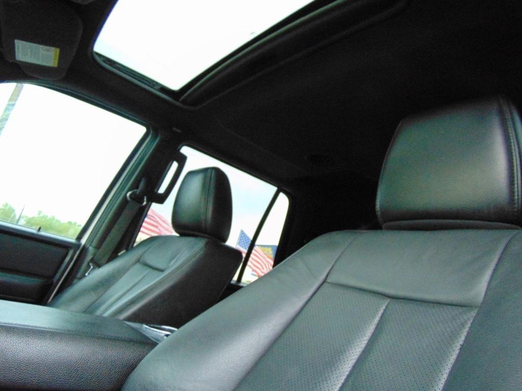 Ford Expedition  2013