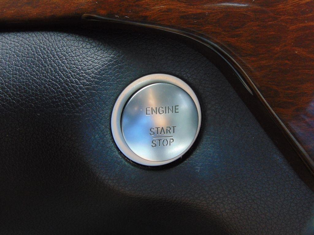 Mercedes-Benz M-Class  2013