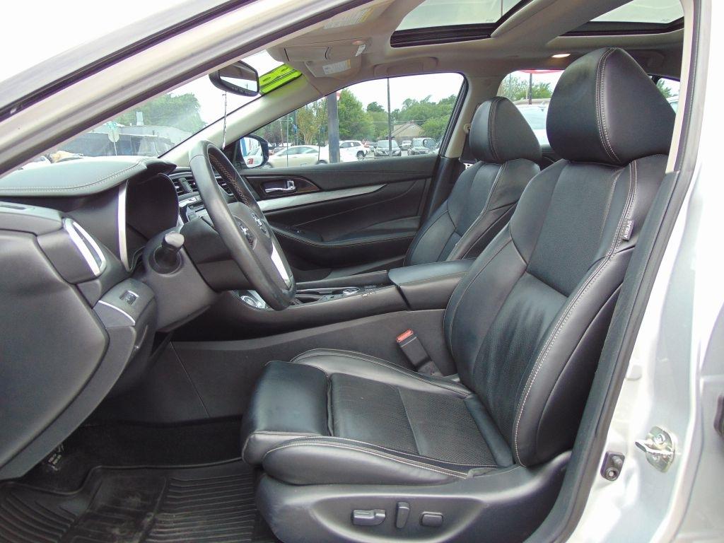 Nissan Maxima  2018
