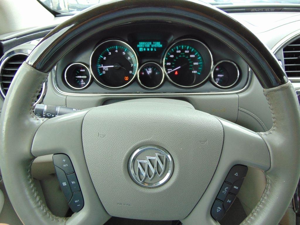 Buick Enclave  2017