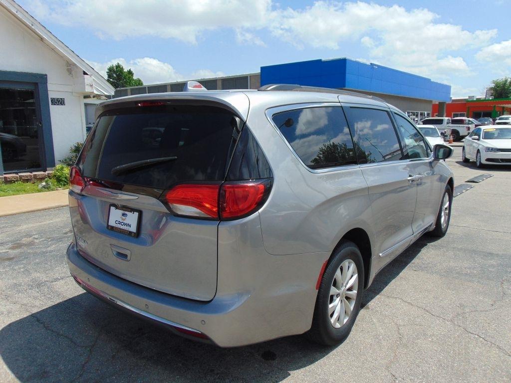 Chrysler Pacifica  2017