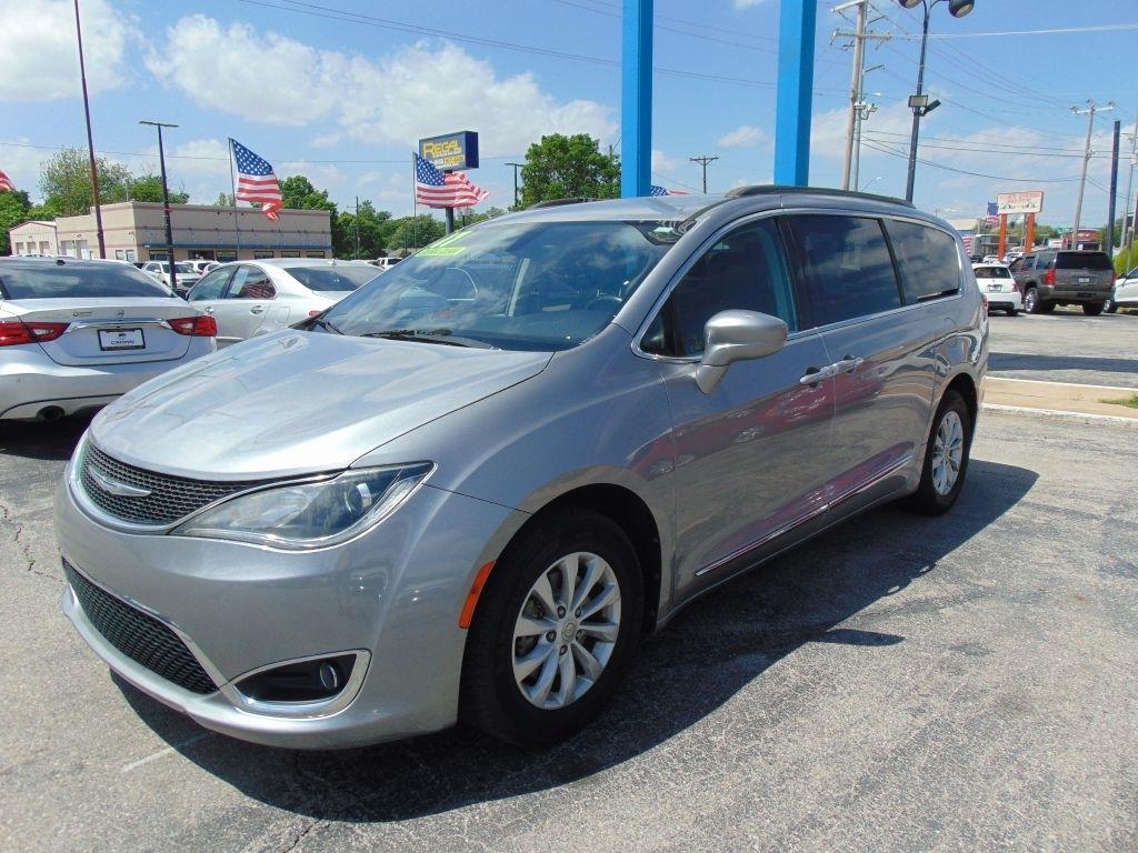 Chrysler Pacifica  2017