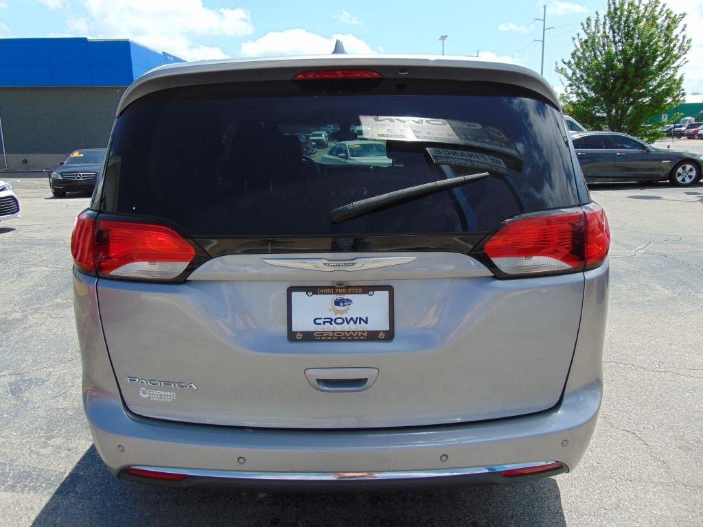 Chrysler Pacifica  2017