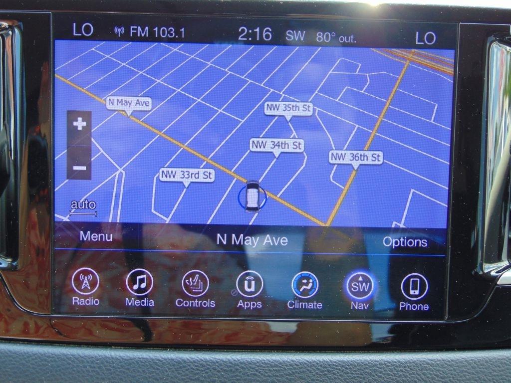 Chrysler Pacifica  2017