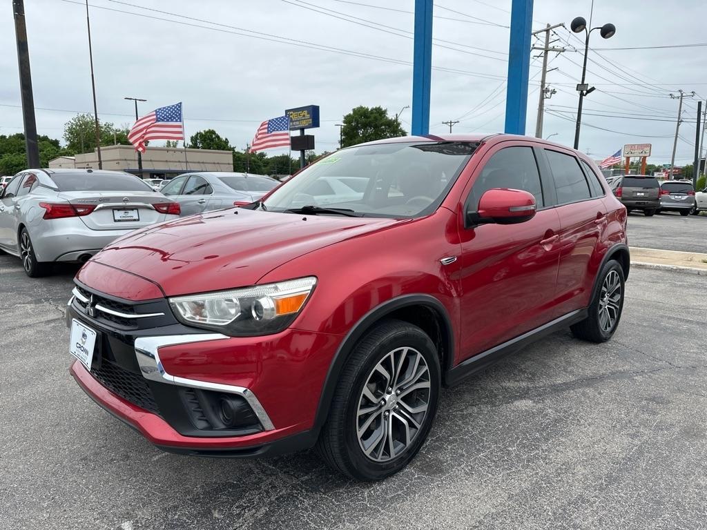 Mitsubishi Outlander Sport  2019
