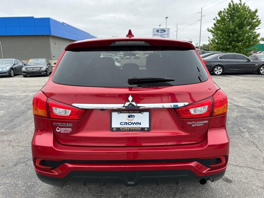 Mitsubishi Outlander Sport  2019