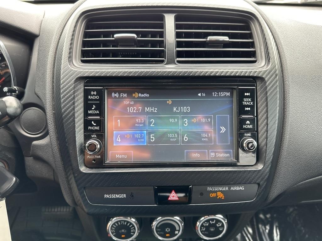 Mitsubishi Outlander Sport  2019