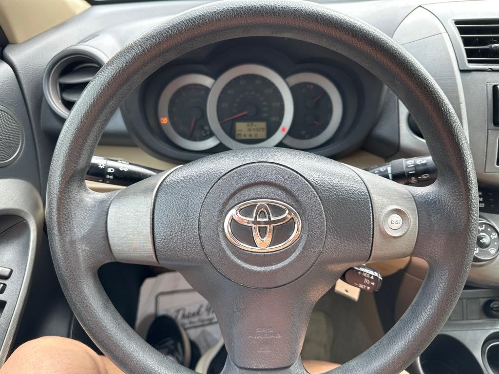 Toyota RAV4  2009
