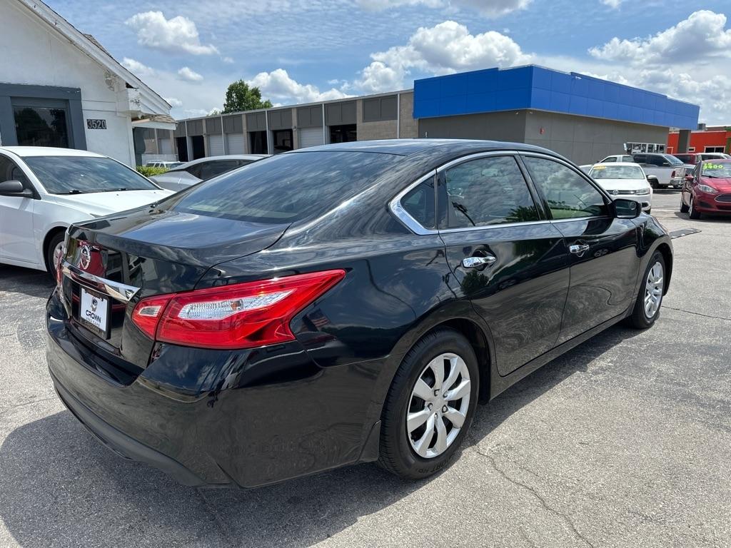 Nissan Altima  2017