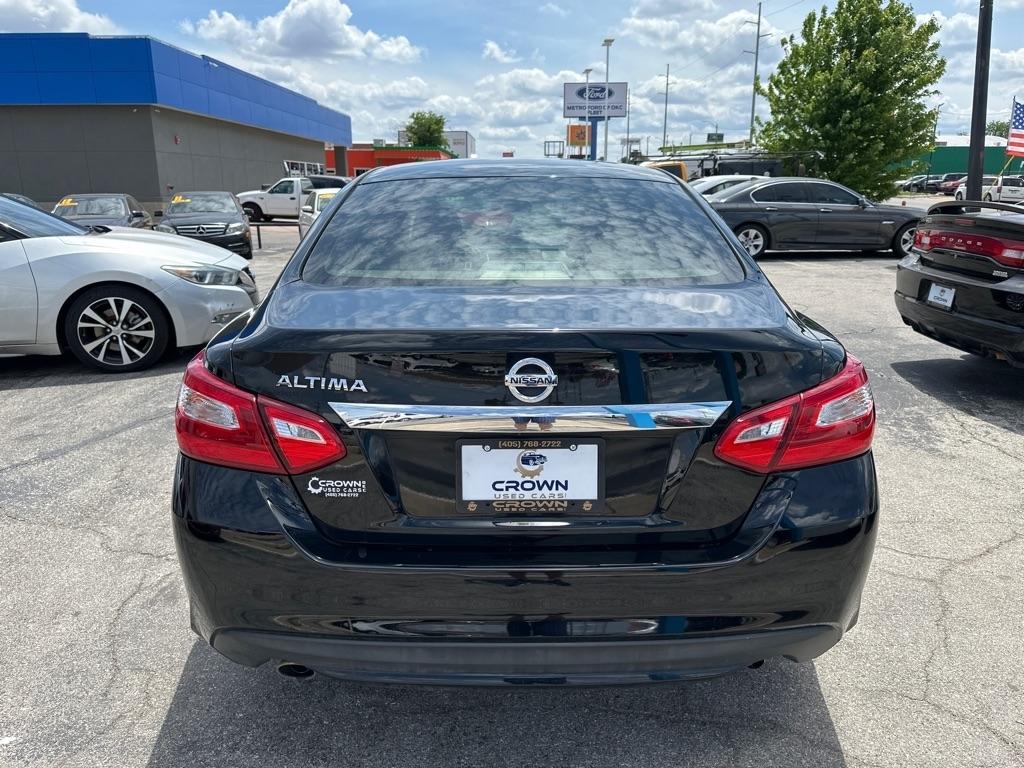 Nissan Altima  2017