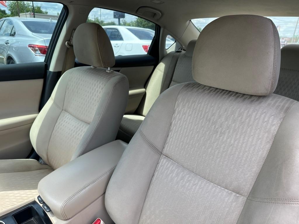 Nissan Altima  2017
