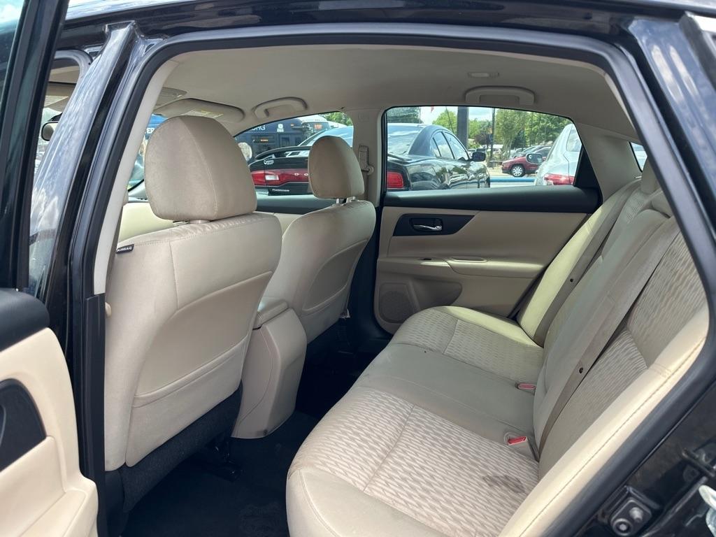 Nissan Altima  2017