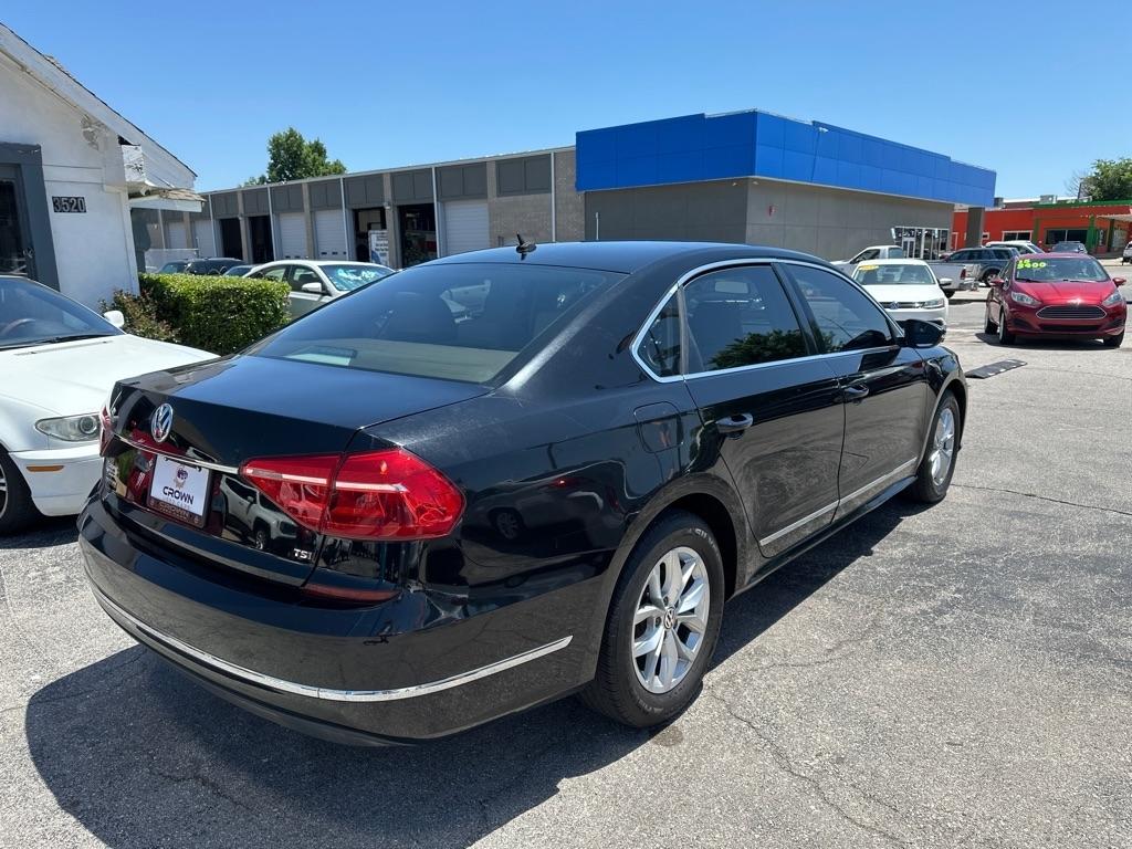 Volkswagen Passat  2016