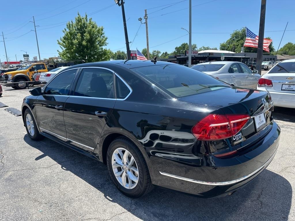 Volkswagen Passat  2016