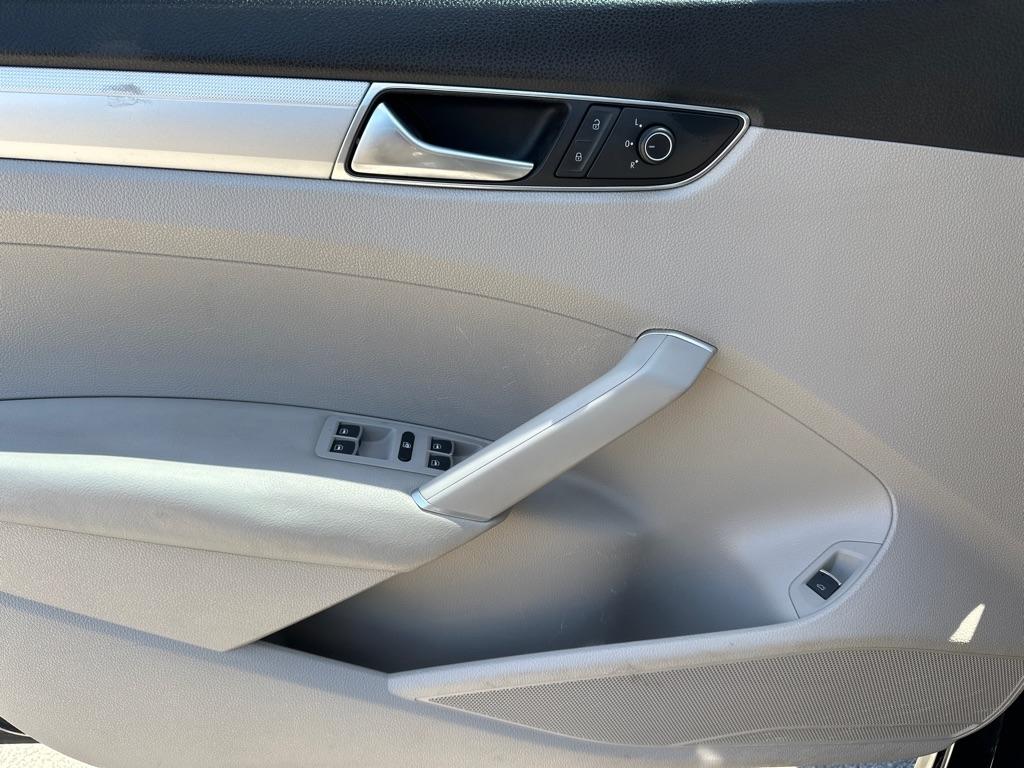 Volkswagen Passat  2016