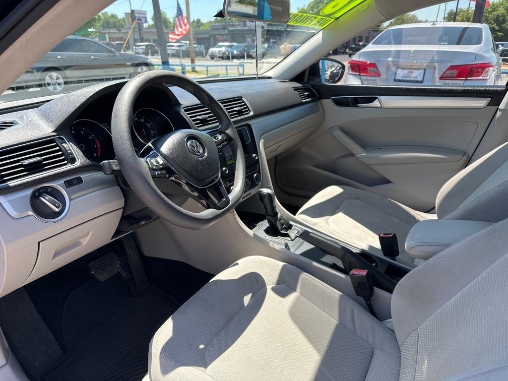 Volkswagen Passat  2016