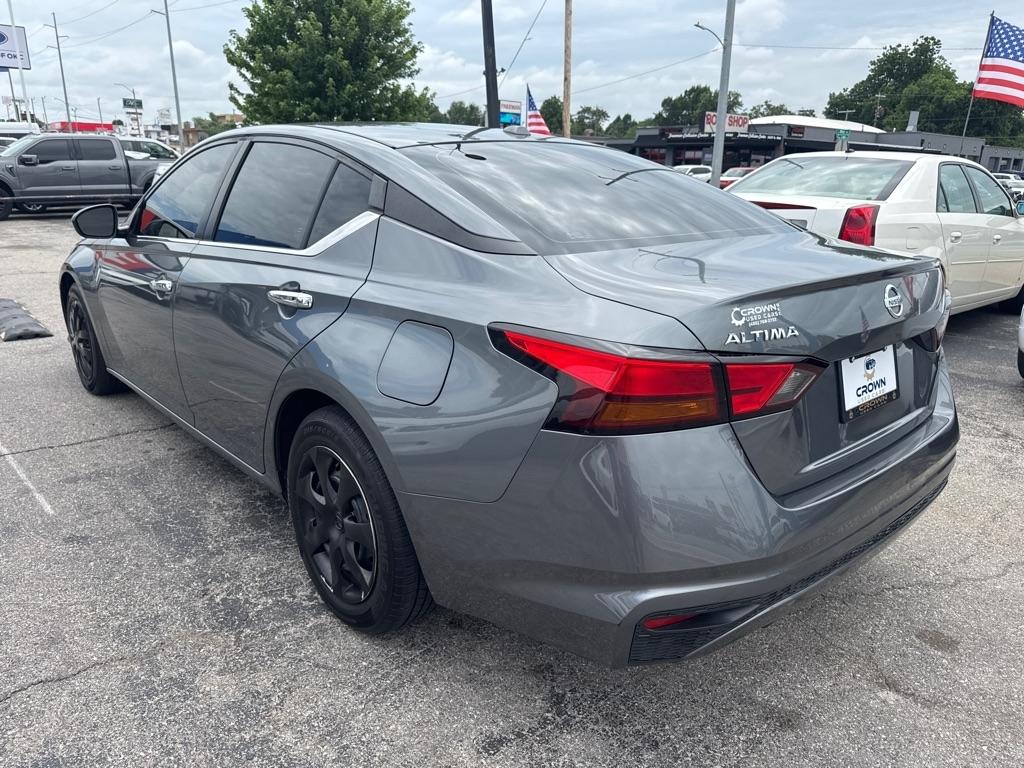 Nissan Altima  2019