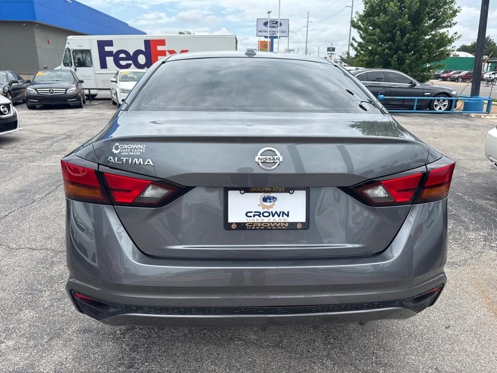 Nissan Altima  2019