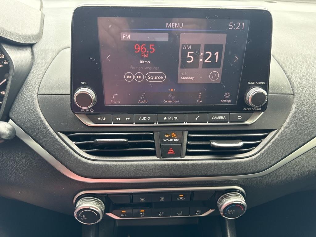 Nissan Altima  2019