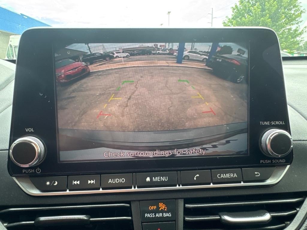 Nissan Altima  2019
