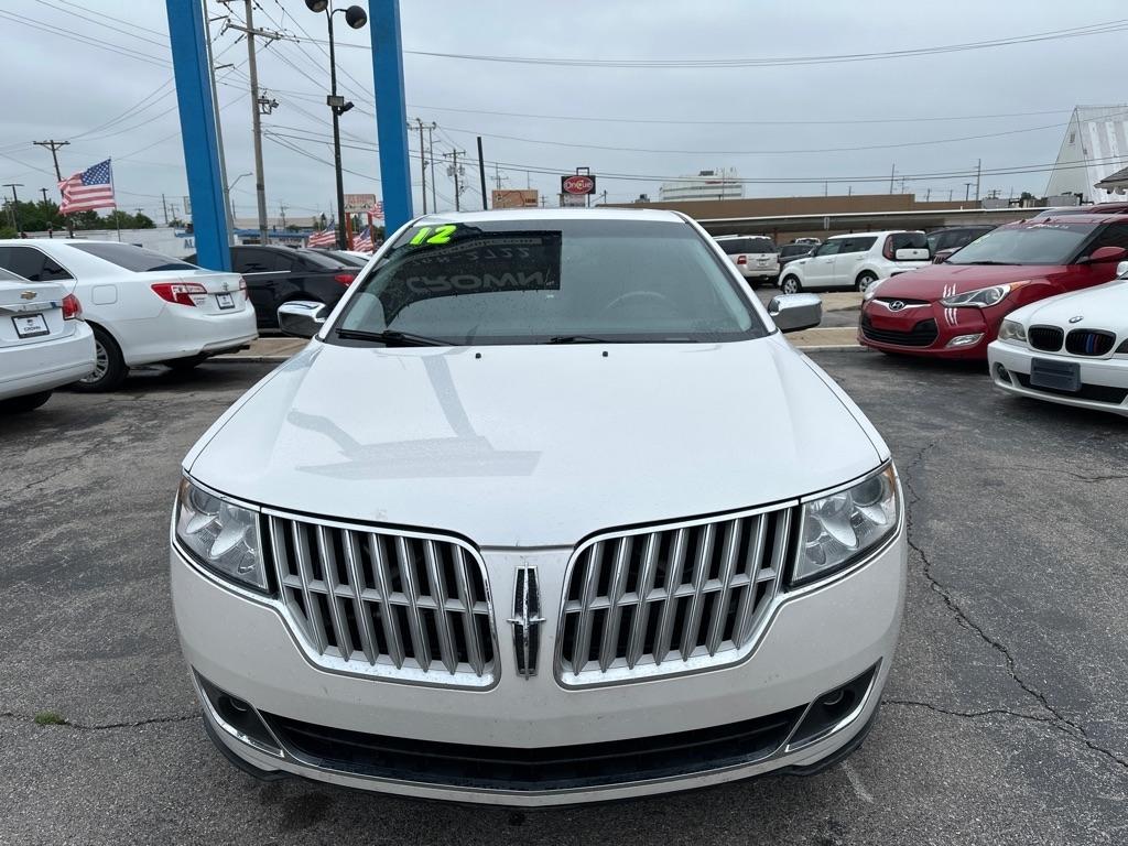 Lincoln MKZ  2012