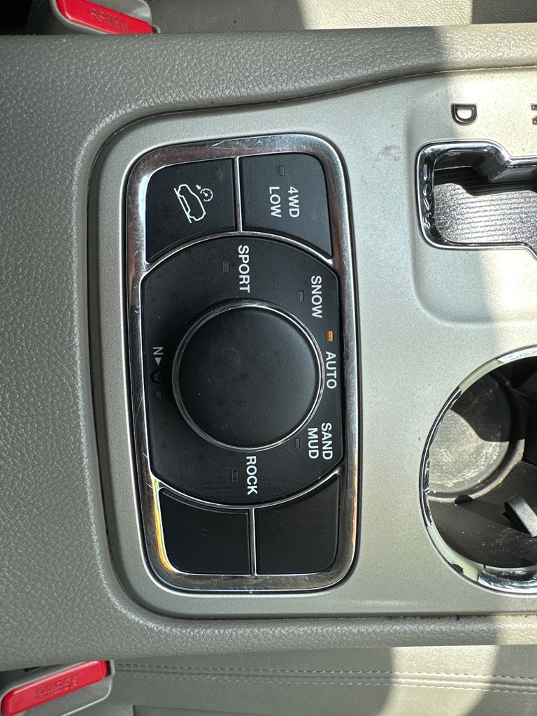 Jeep Grand Cherokee  2013