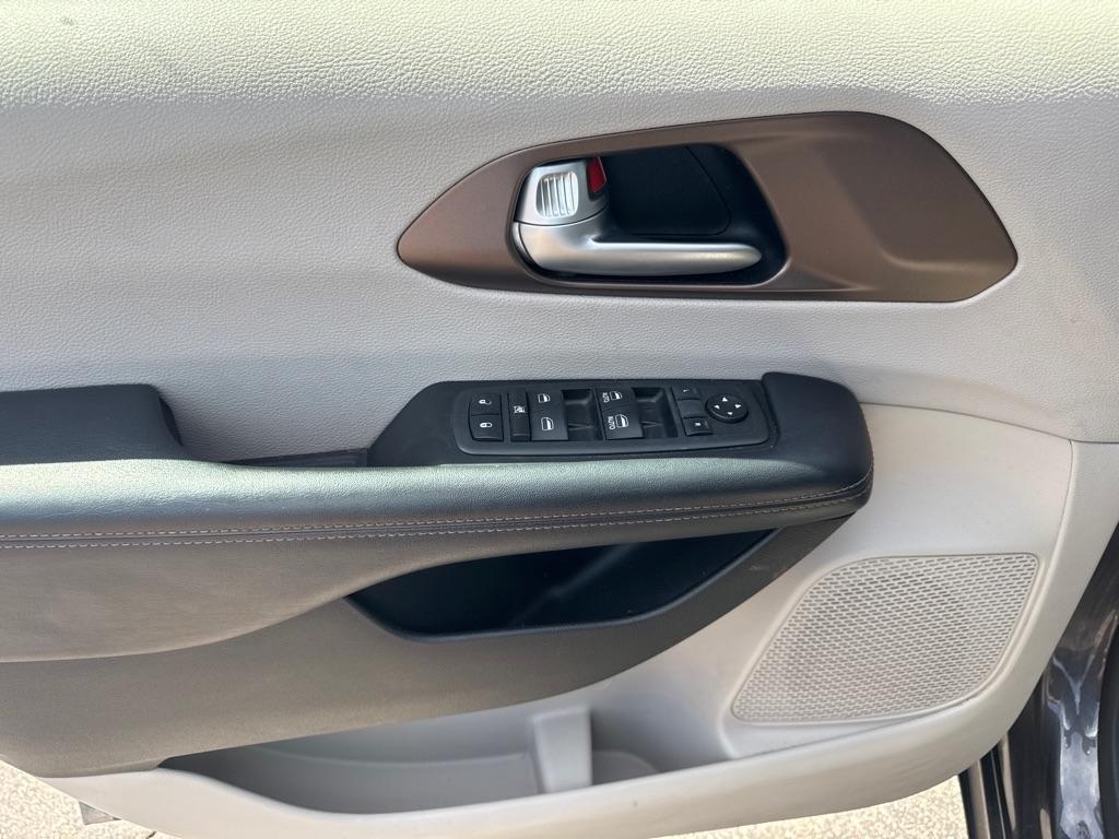 Chrysler Pacifica  2018