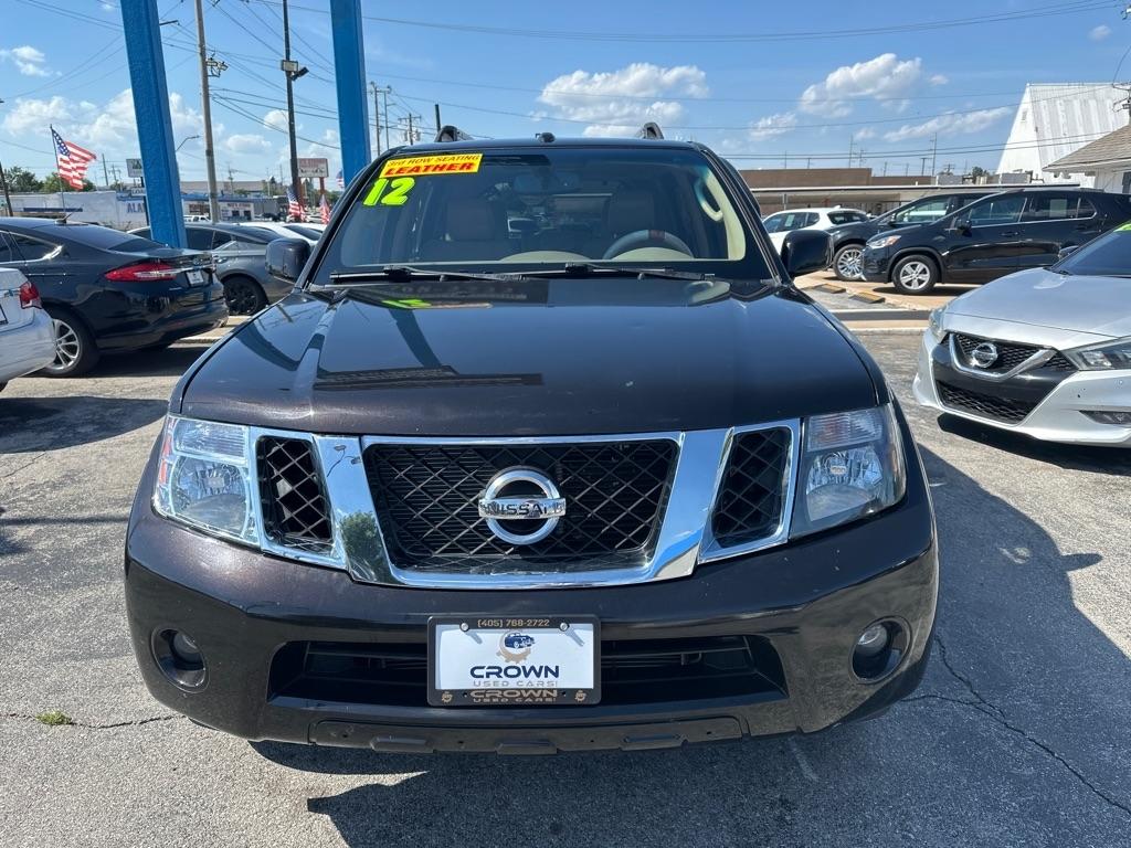 Nissan Pathfinder S 2012
