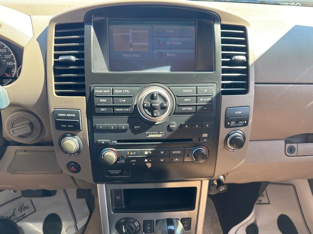 Nissan Pathfinder S 2012