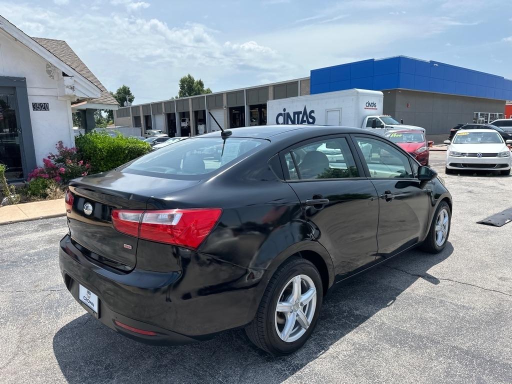 Kia Rio  2015